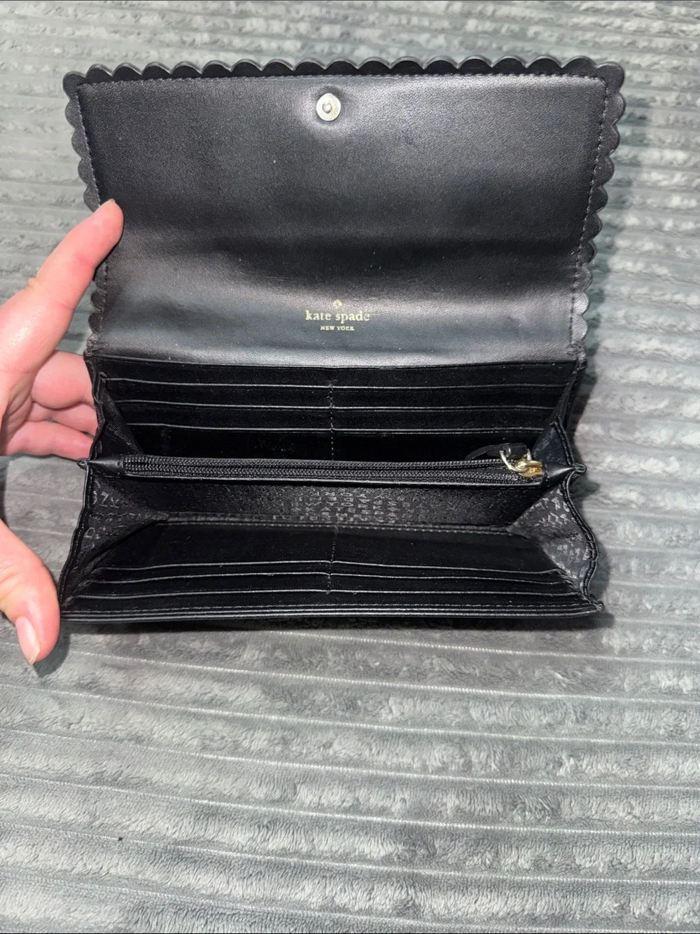 kate spade Black Scalloped-Edge Leather Wallet with Gold Plaque